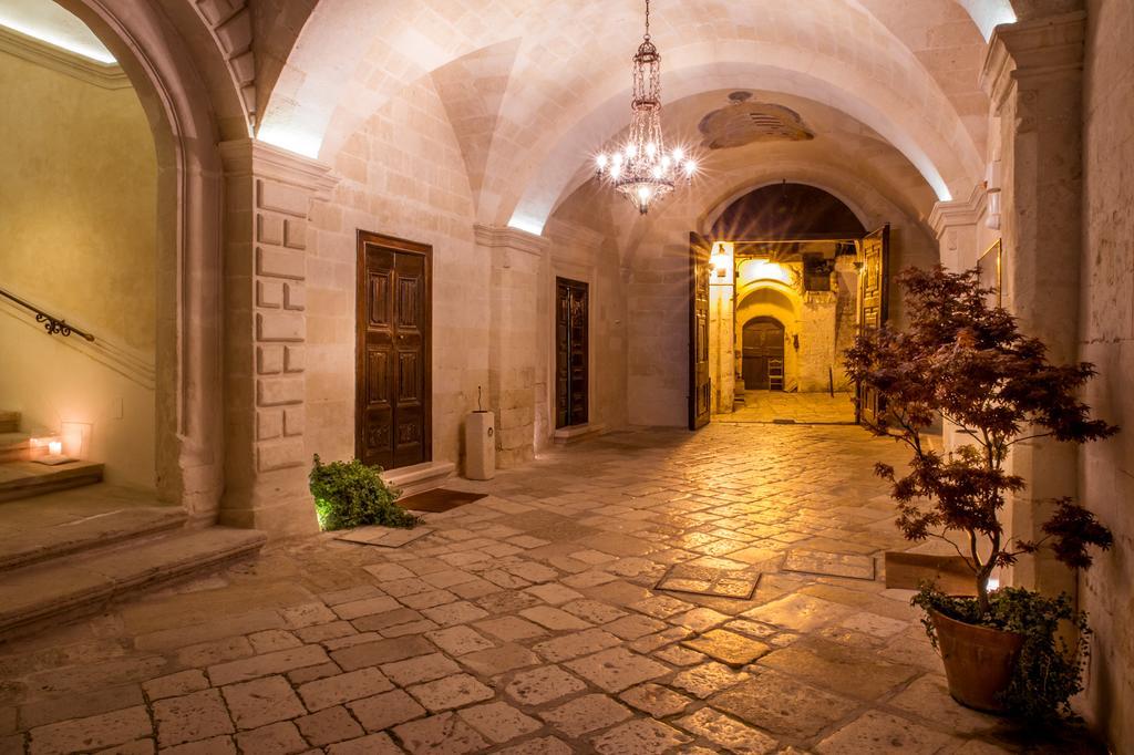 Palazzo Viceconte Hotel มาเตรา ภายนอก รูปภาพ