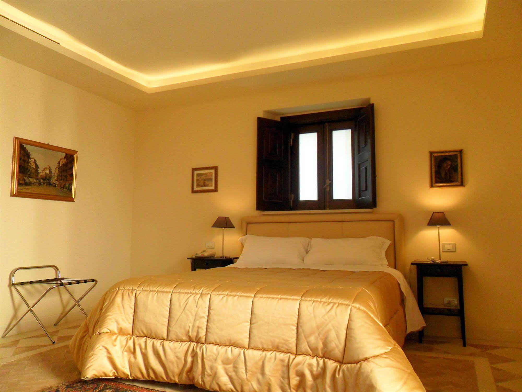 Palazzo Viceconte Hotel มาเตรา ภายนอก รูปภาพ