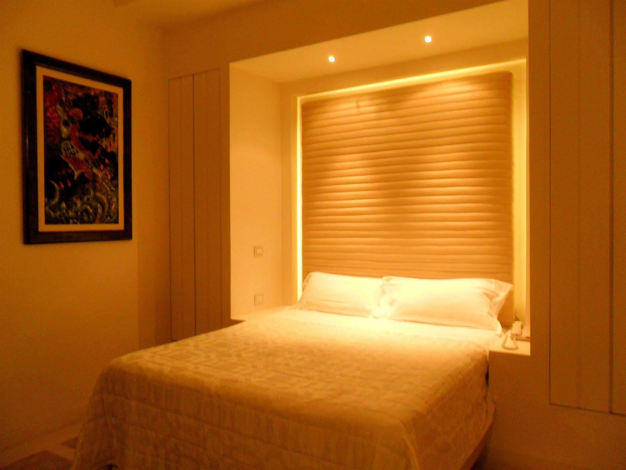 Palazzo Viceconte Hotel มาเตรา ภายนอก รูปภาพ
