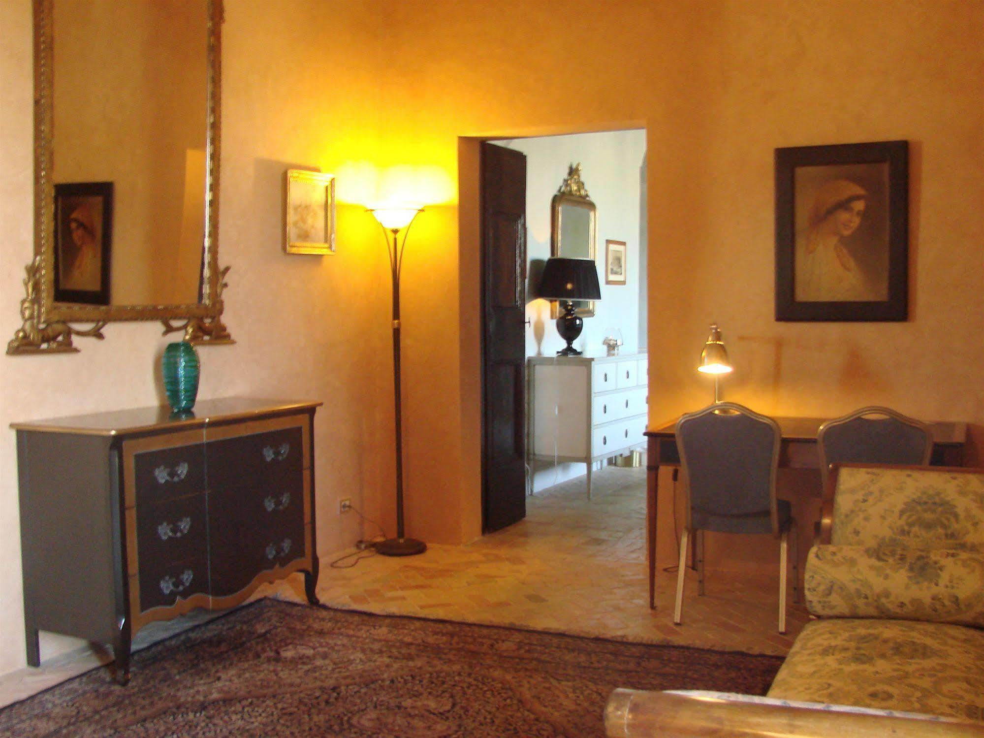 Palazzo Viceconte Hotel มาเตรา ภายนอก รูปภาพ